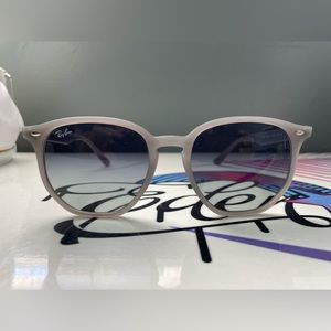 RAY-BAN 4306